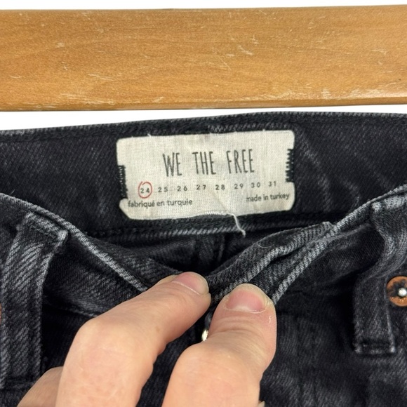 We the Free Free People Black Stella Rip High Waisted Skinny Jeans Raw Hem 24 - Picture 6 of 16